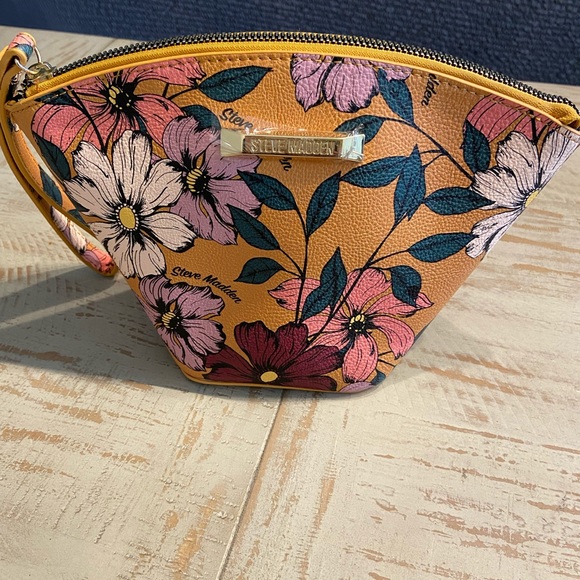 Steve Madden bag..NWOT - Picture 1 of 3